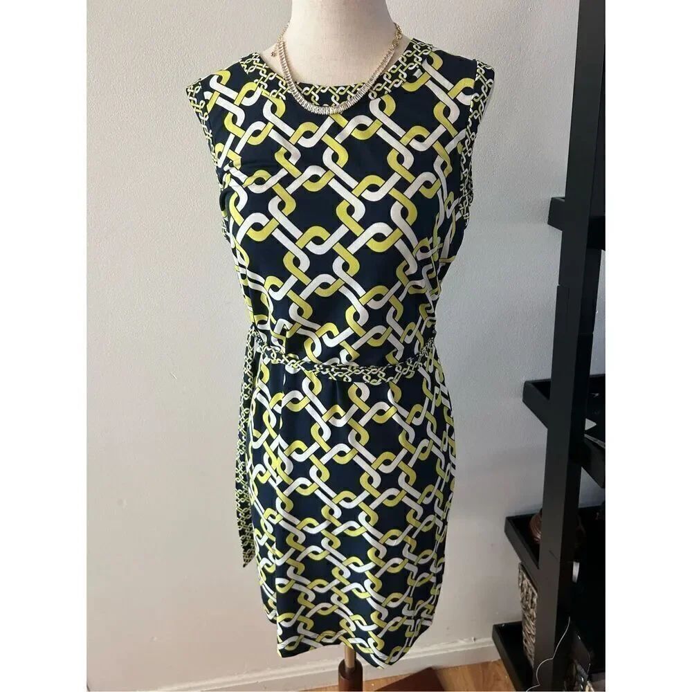 Banana Republic Dress Size M Womans Blue Green Geo Stretch Knit Sleeveless Belte